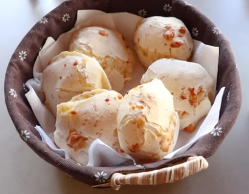 pão de queijo